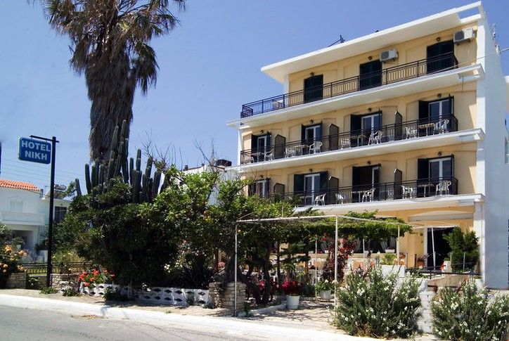 Niki Hotel Samos Town Extérieur photo